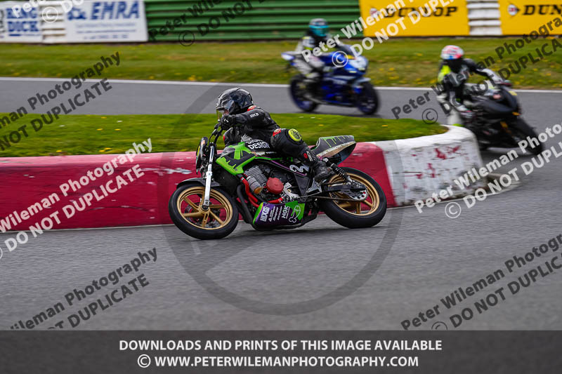 enduro digital images;event digital images;eventdigitalimages;mallory park;mallory park photographs;mallory park trackday;mallory park trackday photographs;no limits trackdays;peter wileman photography;racing digital images;trackday digital images;trackday photos